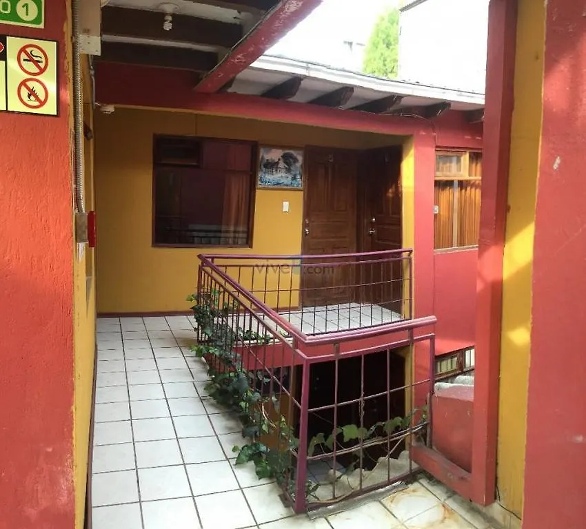 Konukevi Hostal Casa Calama Inn Quito